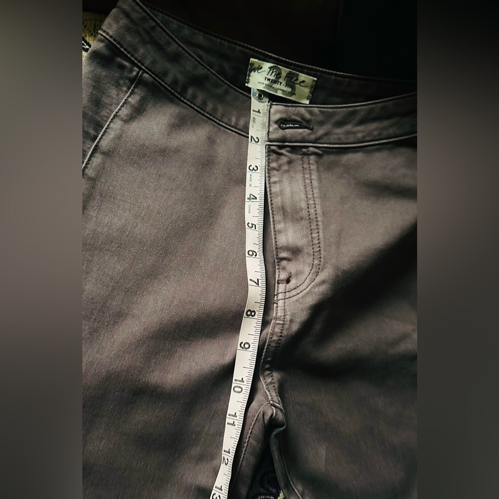 Free People High-Waist Chocolate Brown Flare Jeans with out tags, used one time - Picture 12 of 13